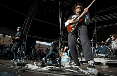 motion_city_soundtrack_soundwave_wyliepic_3_08_03.png