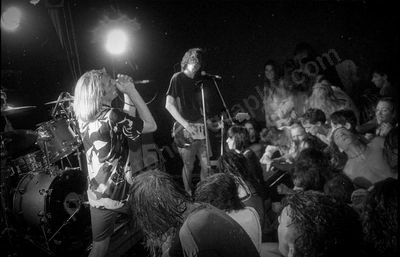 mudhoney_crowd_437_grosvenor_wyliepic_1_93_11.jpg
