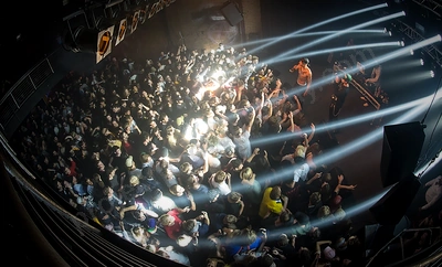 night_lovell_crowd_capitol_wyliepic_4_18_23.png