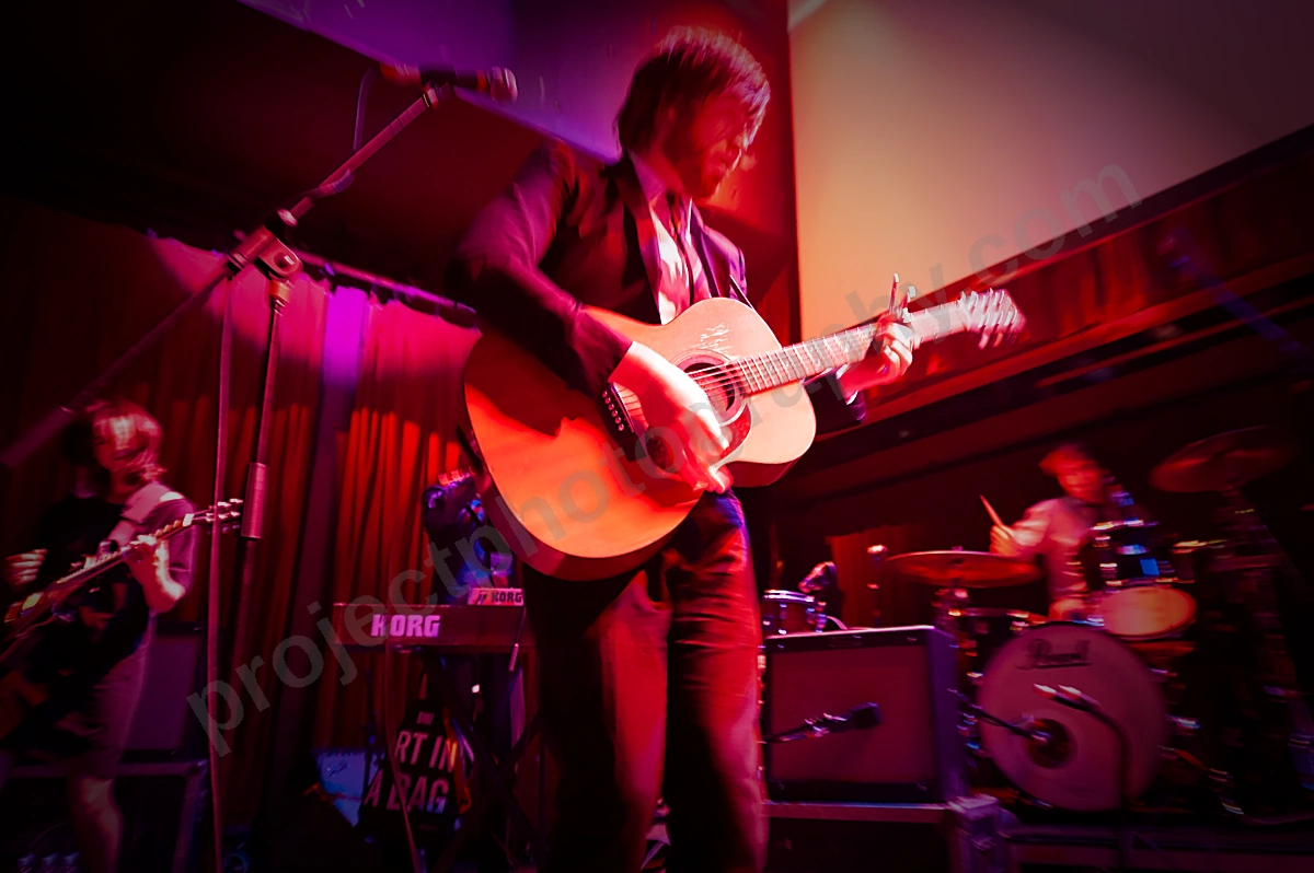 okkervil_river_cptl_wyliepic_5_09_056.png