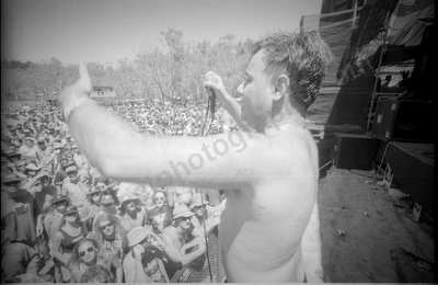 painters_and_dockers_crowd_bindoon_crowd_722_wyliepic_2_94_22.jpg