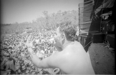 painters_and_dockers_crowd_bindoon_crowd_722_wyliepic_2_94_24.jpg
