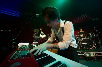 panic_at_the_disco_capital_wyliepic_9_11_06.png