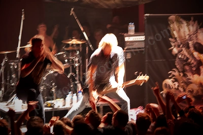 parkway_drive_crowd_capital_wyliepic_6_08_09.png