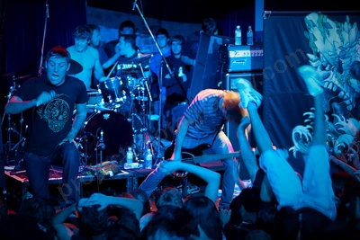 parkway_drive_crowd_capital_wyliepic_6_08_25.png