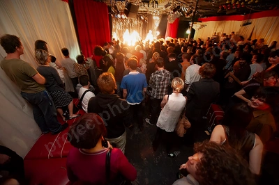 pivot_crowd_bakery_wyliepic_11_08_01.png