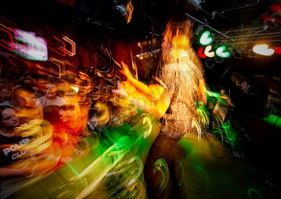 polish_club_crowd_amp_wyliepic_12_18_39.png