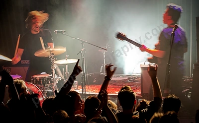 polish_club_crowd_amp_wyliepic_5_17_04.png
