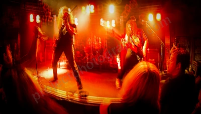 psychonaut_crowd_amp_wyliepic_23_3_19_03.png