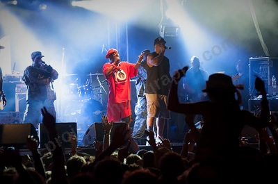 public_enemy_crowd_southbound_wyliepic_1_11_03.png