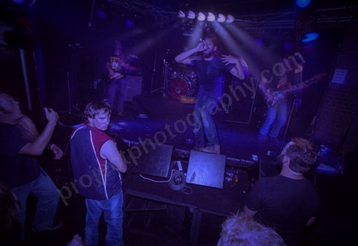 rollerball_crowd_amp_2526_wyliepic_10_2004_101.jpg