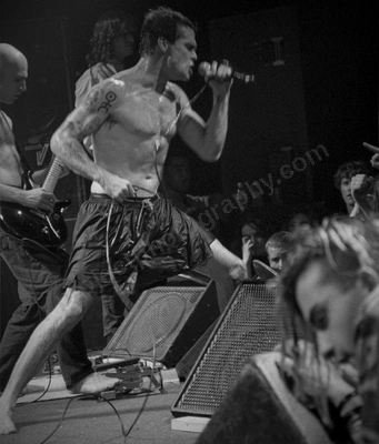 rollins_band_crowd_330_berlin_wyliepic_10_92_04.jpg