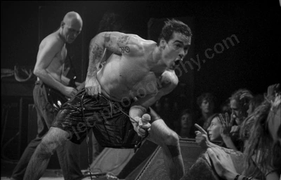 rollins_band_crowd_330_berlin_wyliepic_10_92_05.jpg