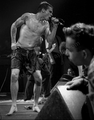 rollins_band_crowd_331_berlin_wyliepic_10_92_03.jpg