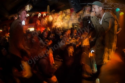 saviour_amp_crowd_wyliepic_12_17_002.png