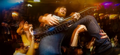 scalphunter_crowd_boston_wyliepic_10_17_11.png