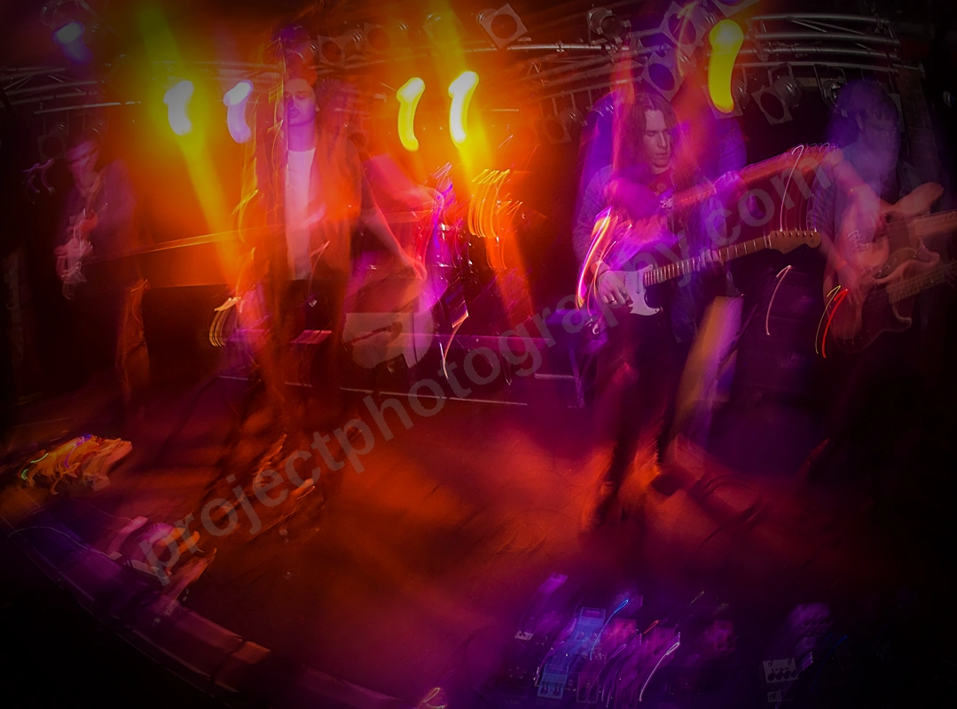scarlet_drive_amp_wyliepic_8_18_06.png