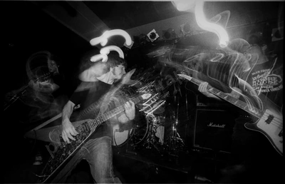 screwtop_detonators_2428_wyliepic_06.jpg