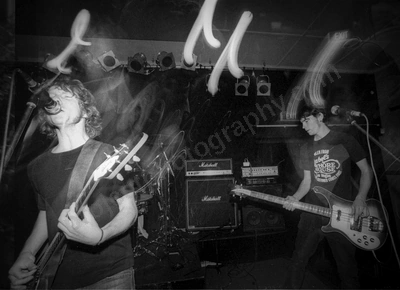 screwtop_detonators_2430_wyliepic_4_2005_02.jpg