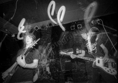 screwtop_detonators_2430_wyliepic_4_2005_03.jpg