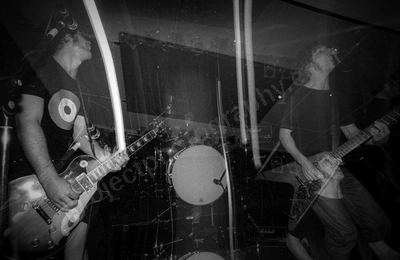 screwtop_detonators_2430_wyliepic_4_2005_08.jpg