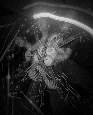 screwtop_detonators_2430_wyliepic_4_2005_11.jpg