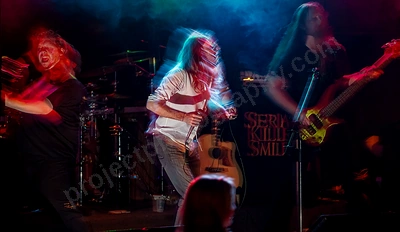 serial_killer_smile_rsmnt_wyliepic_4_11_032.png