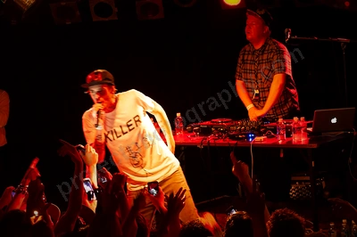 six60_crowd_amp_wyliepic_11_11_05.png