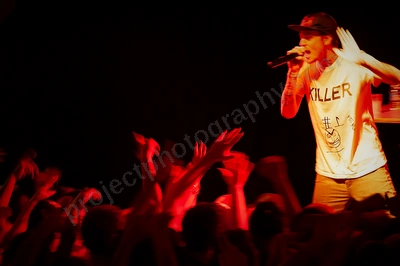 six60_crowd_amp_wyliepic_11_11_06.png