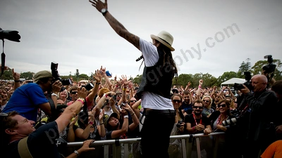 spearhead_crowd_blues_roots_wyliepic_4_11_01.png