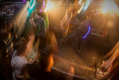 statues_crowd_amp_wyliepic_5_18_47.png