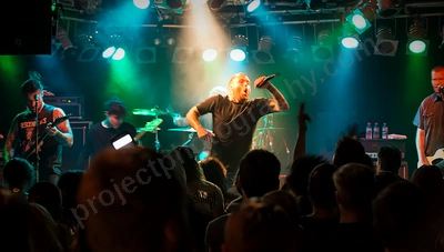 stick_to_your_guns_crowd_amp_wyliepic_1_18_22.png