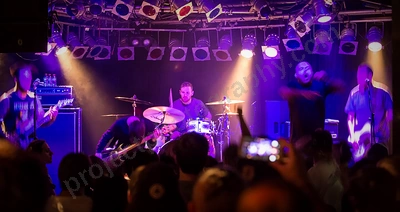 stick_to_your_guns_crowd_amp_wyliepic_1_18_60.png