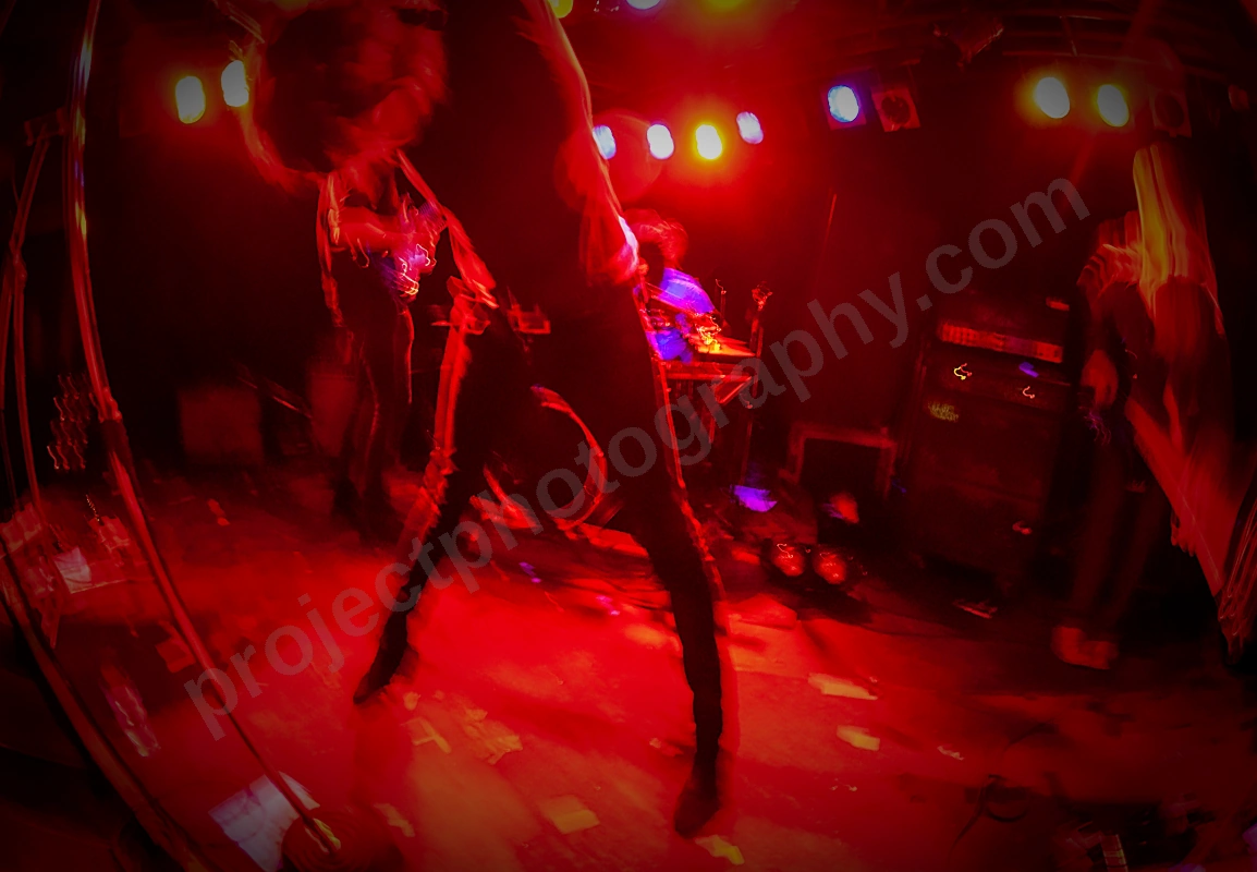 sugar_army_amp_wyliepic_6_07_01.png