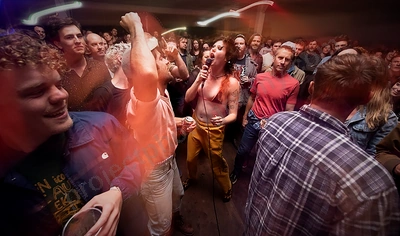 surfbort_crowd_rock_rover_wyliepic_10_19_38.png