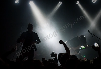 tesseract_crowd_capitol_wyliepic_9_18_04.png