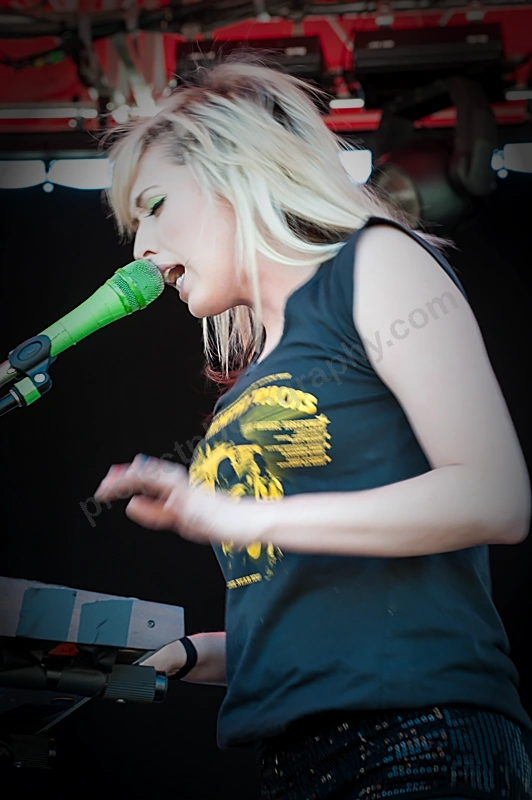 ting_tings_bdo_wyliepic_1_09_00.png