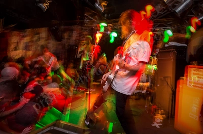 turnstile_crowd_amp_wyliepic_19_1_19_06.png