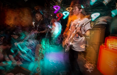 turnstile_crowd_amp_wyliepic_19_1_19_33.png