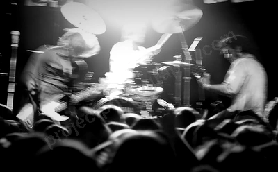 vasco_era_crowd_amp_wyliepic_05_07_00.png