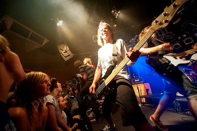 we_are_the_emergency_crowd_amp_wyliepic_1_09_07.png