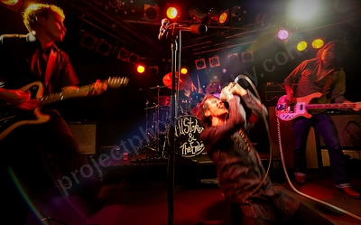 will_stoker_and_the_embers_amp_wyliepic_11_08_01.png