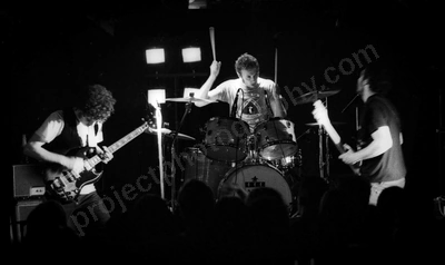 wolfmother_crowd_amp_2580_wyliepic_4_05_01.jpg