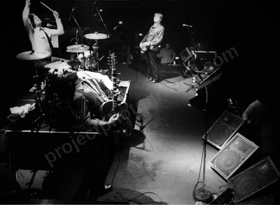you_am_I_metro_freo_1927_wyliepic_7_4_2000_01.jpg