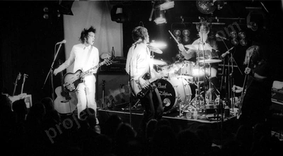 you_am_i_crowd_amp_1980_wyliepic_6_5_0126.jpg