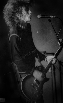 you_am_i_grosvenor_431_wyliepic_29_1_93_01 CROP.jpg
