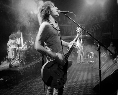 you_am_i_metro_freo_665_wyliepic_10_93_05.jpg