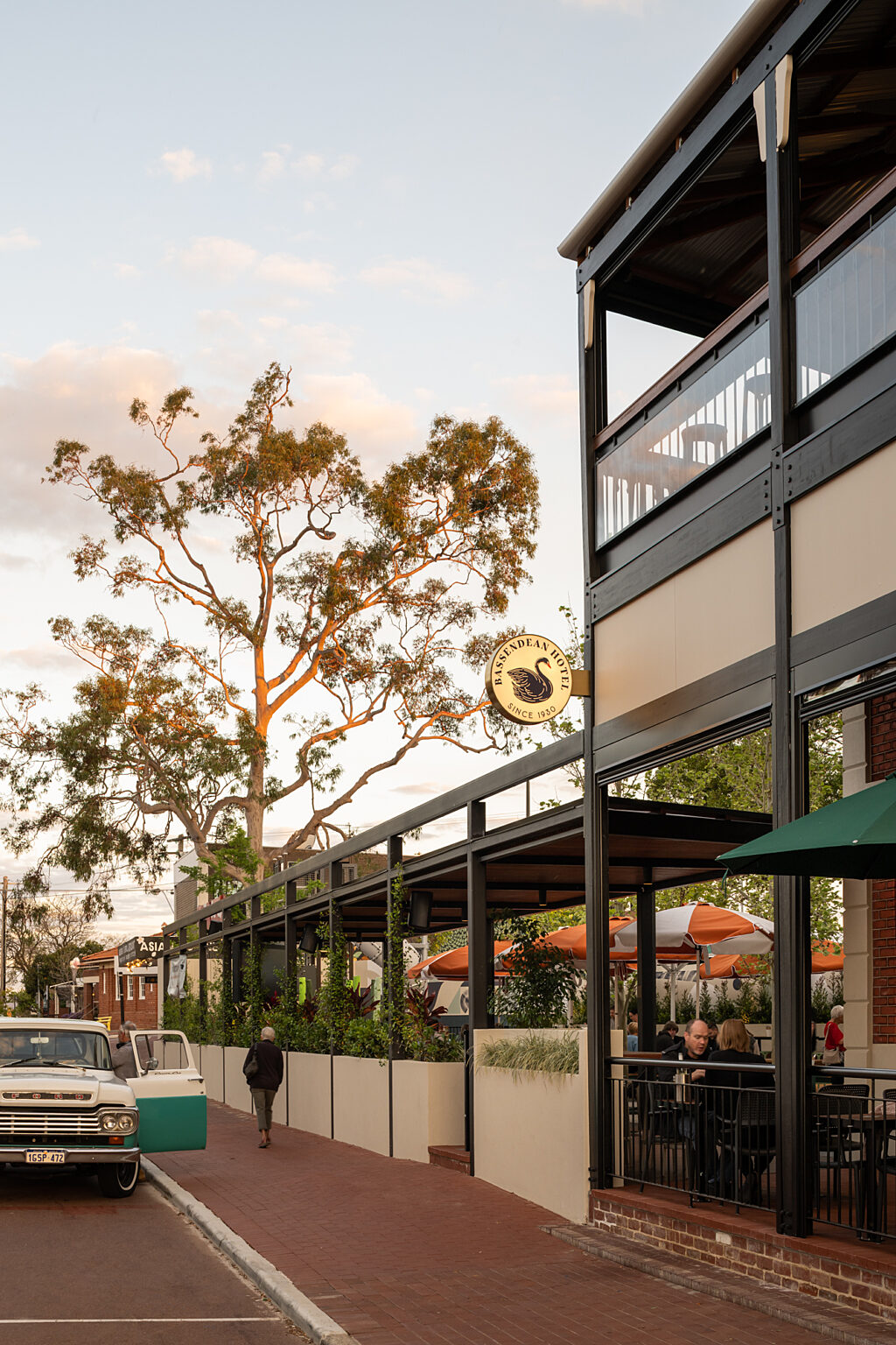 Roofeze Roofing Bassendean Hotel 2