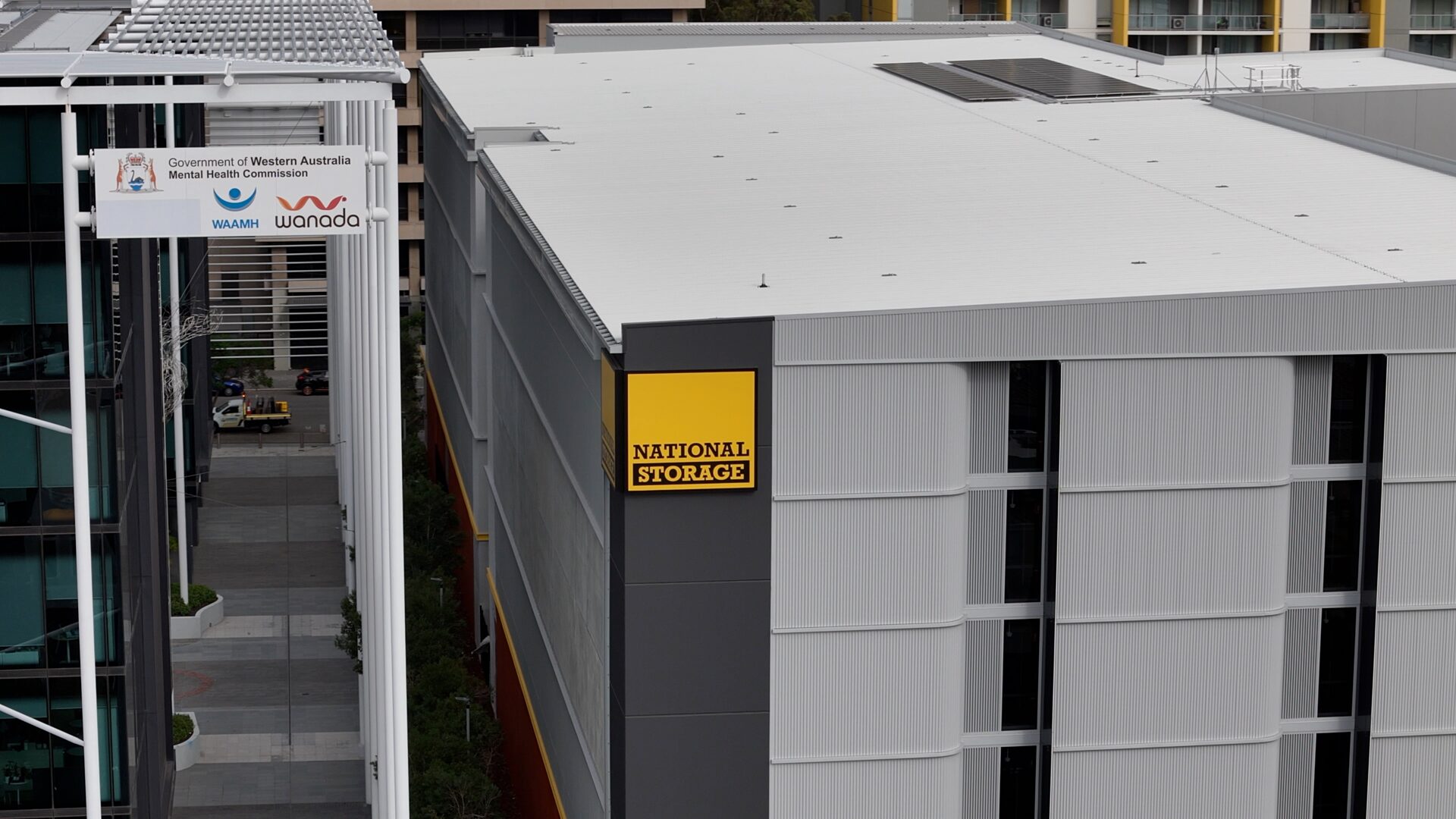 Roofeze photos from 4k10