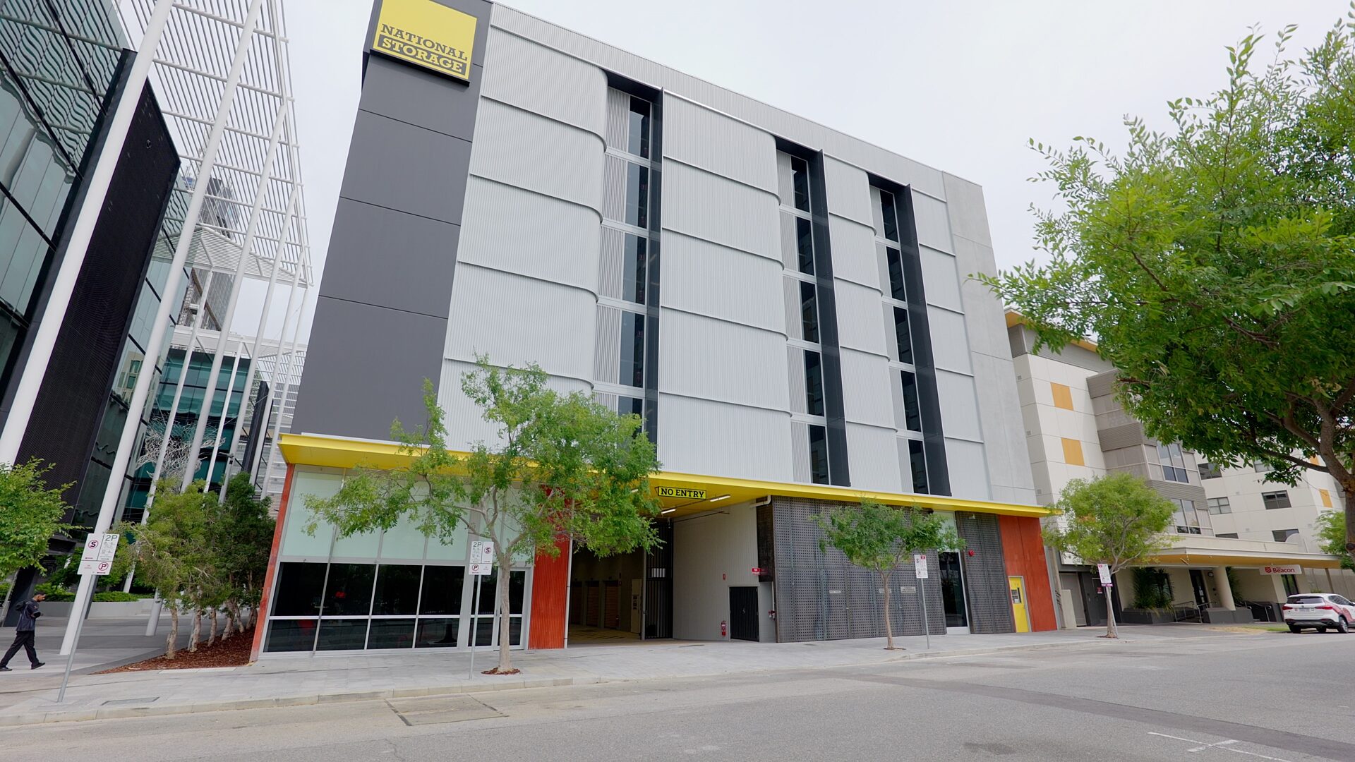 Roofeze photos from 4k9